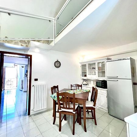 Torrione Apartment Giovinazzo Eksteriør billede